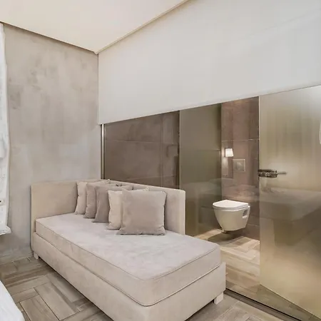 Blue View Frühstückspension 4*